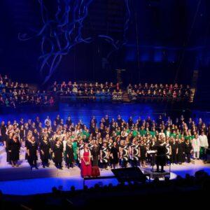 Neljänsadan laulajan kanssa Musiikkitalossa